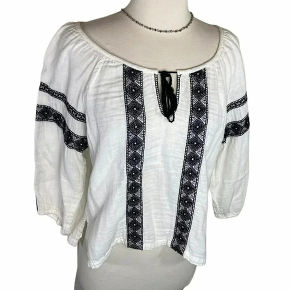 Forever 21 M white/black boho‎ peasant top - Picture 1 of 5